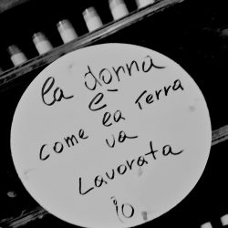 [Frasi & Aforismi] La donna è come la terra, va lavorata.