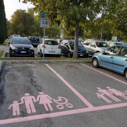 I Parcheggi Rosa: civiltà ancora a metà